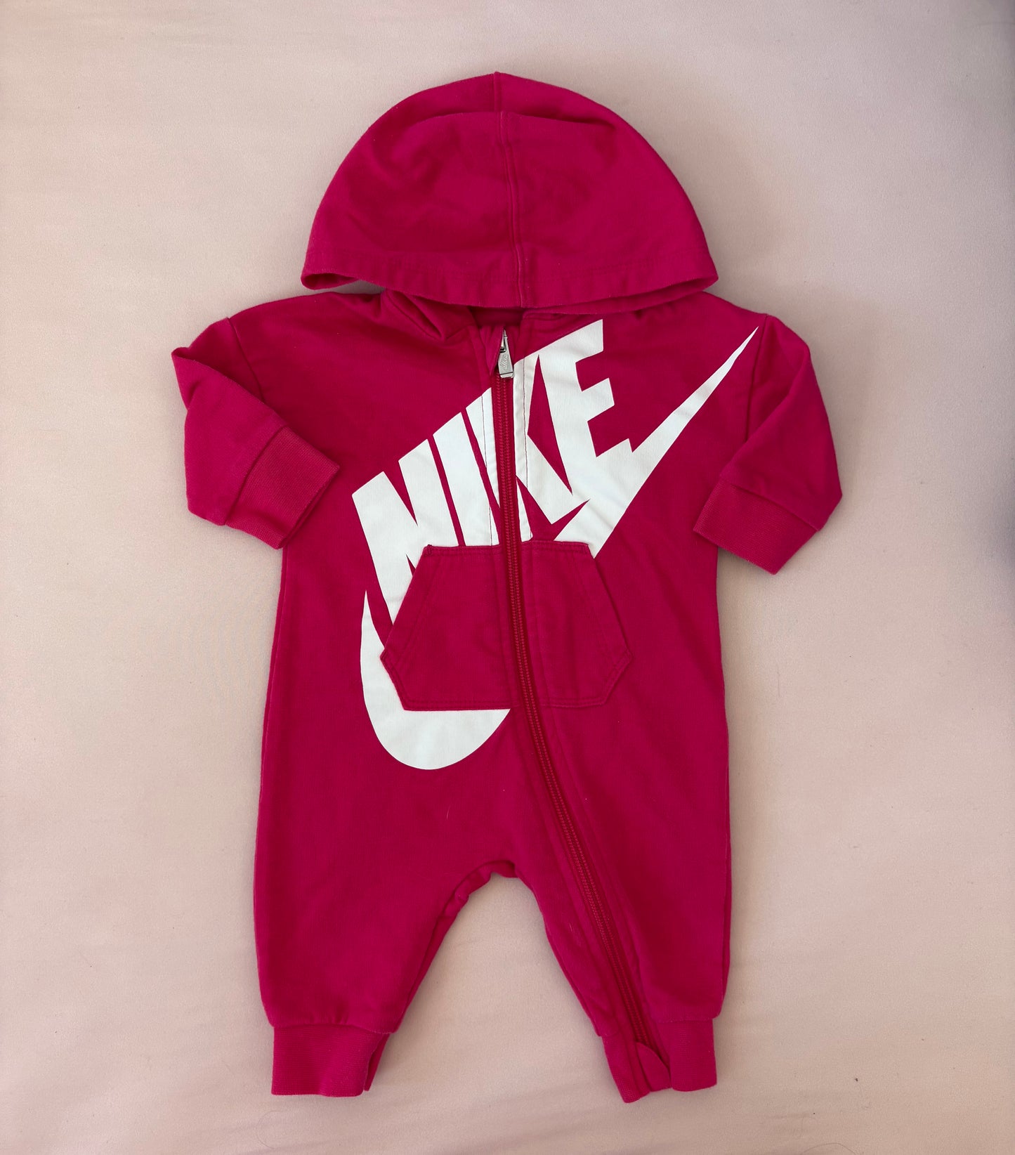Habit Nike, 3 mois