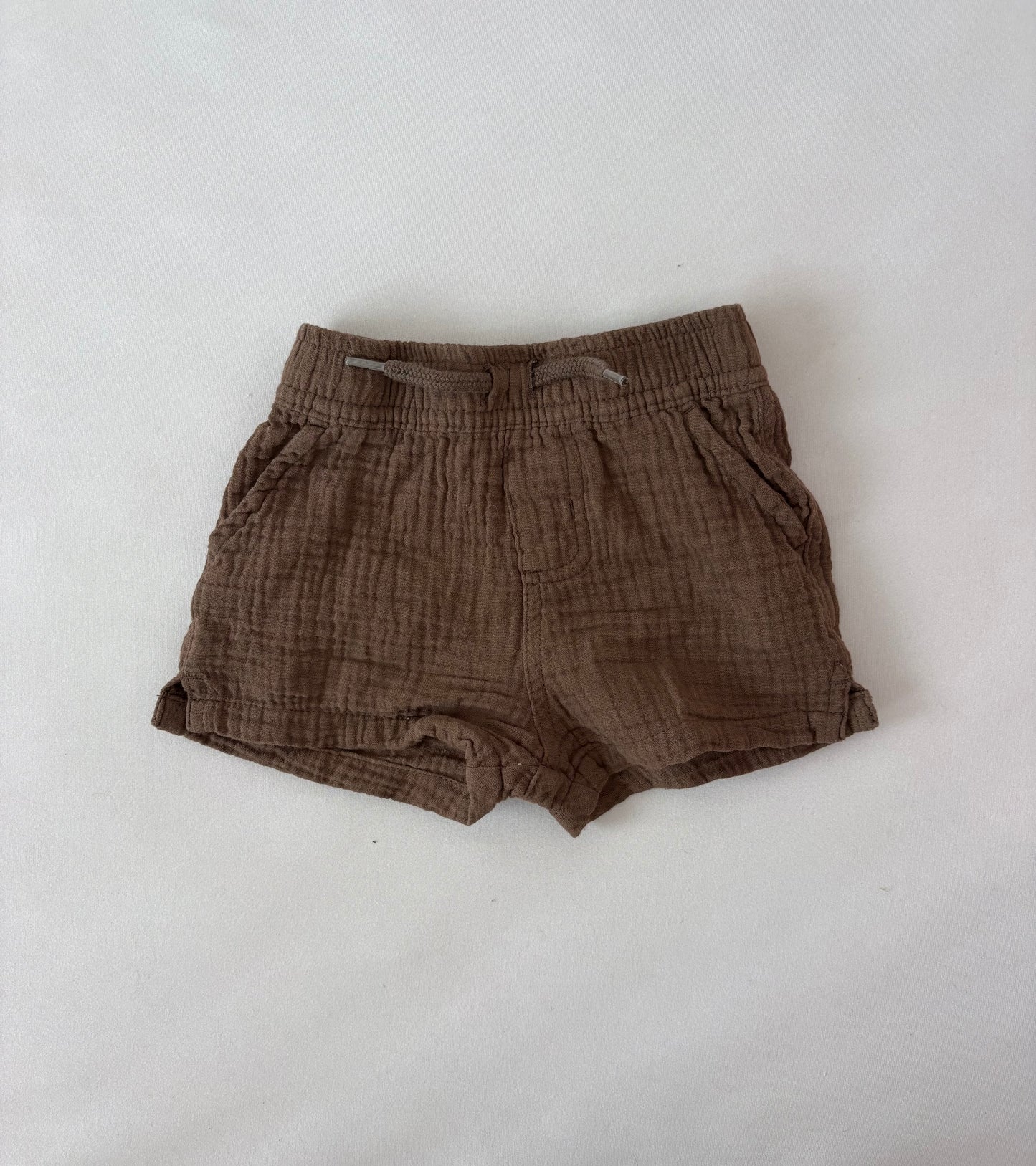Short George, 3-6 mois